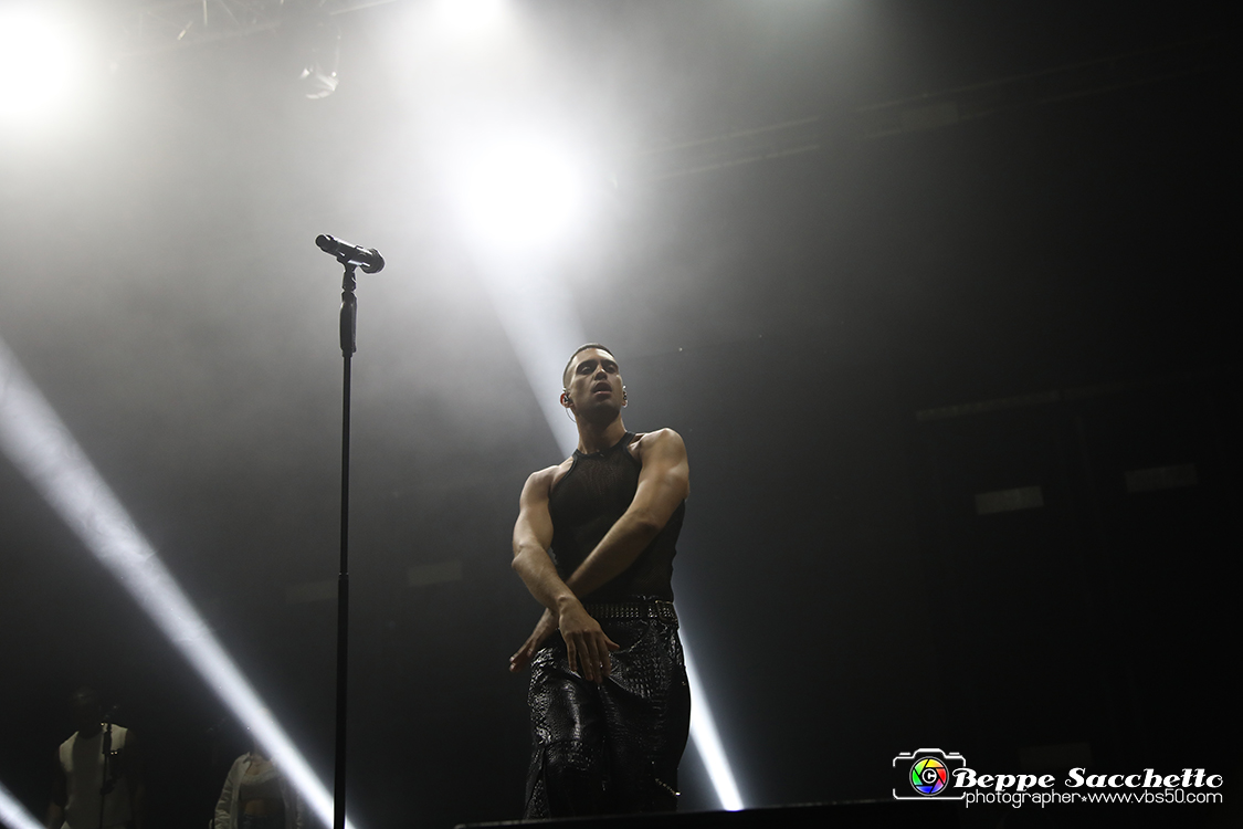 VBS_2109 - Concerto Mahmood Tour 2022.jpg